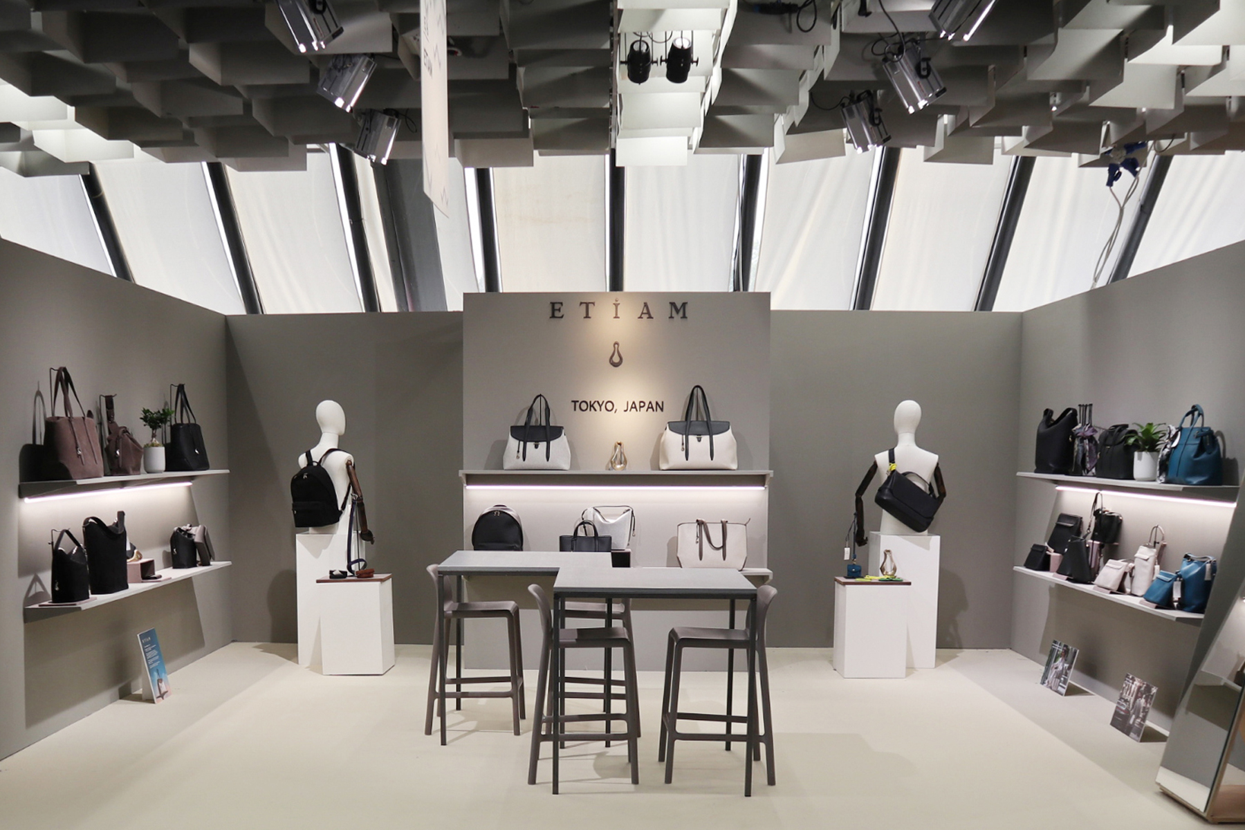 エティアム PITTI UOMO 出展